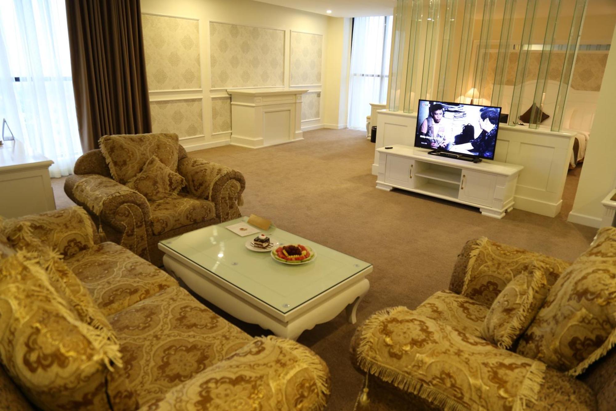 Muong Thanh Grand Quang Tri Hotel Szoba fotó