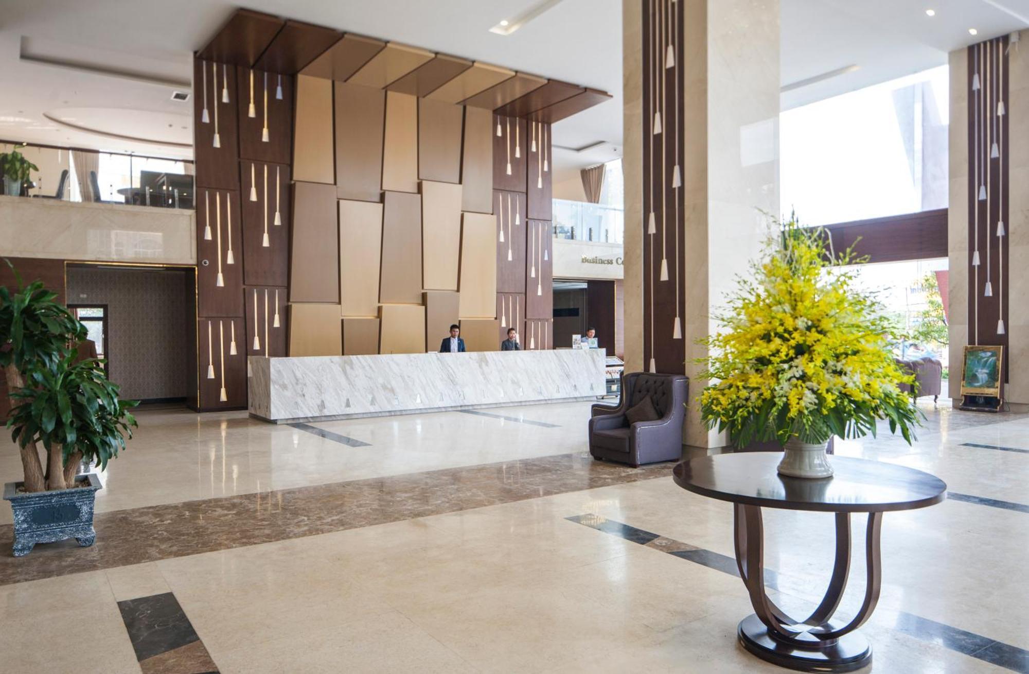 Muong Thanh Grand Quang Tri Hotel Kültér fotó